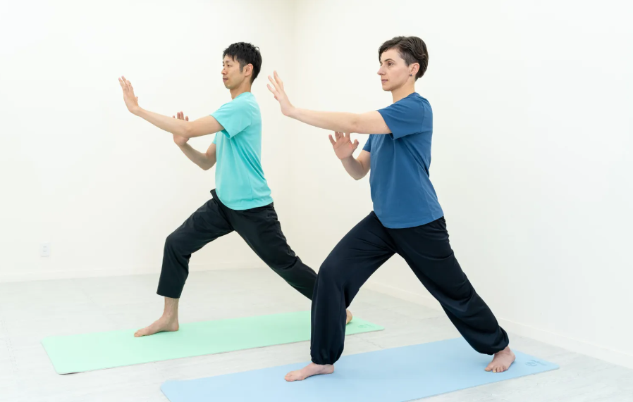 気功 2人 新モデル